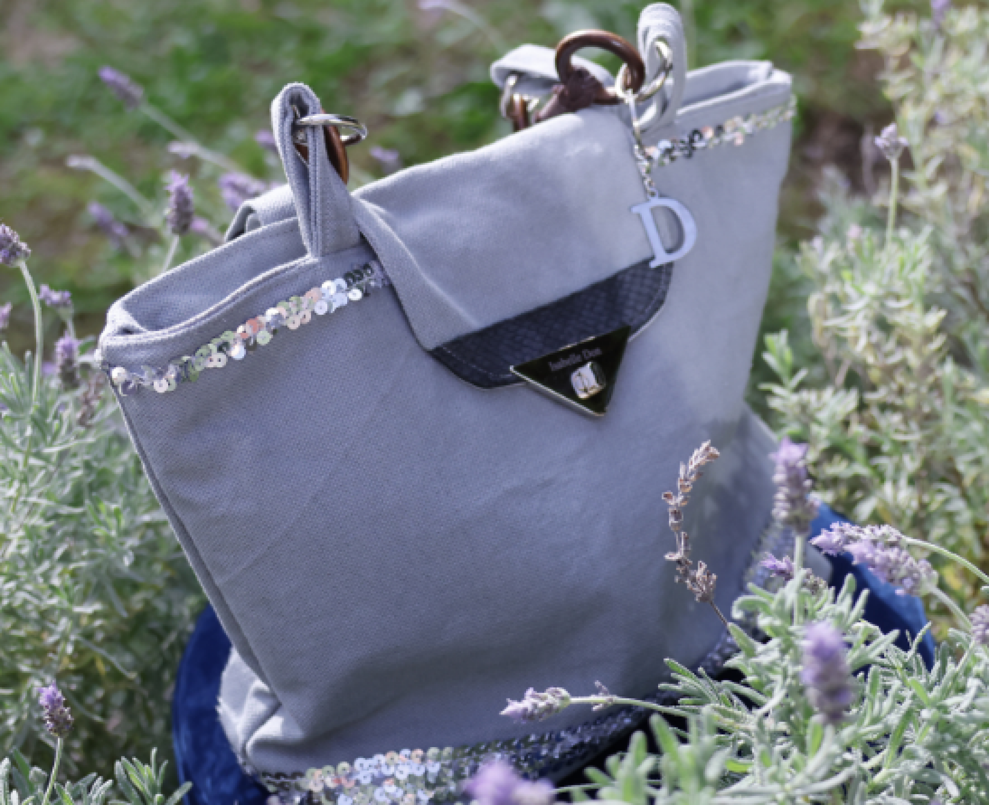 Le Petit Cabas Cosmo